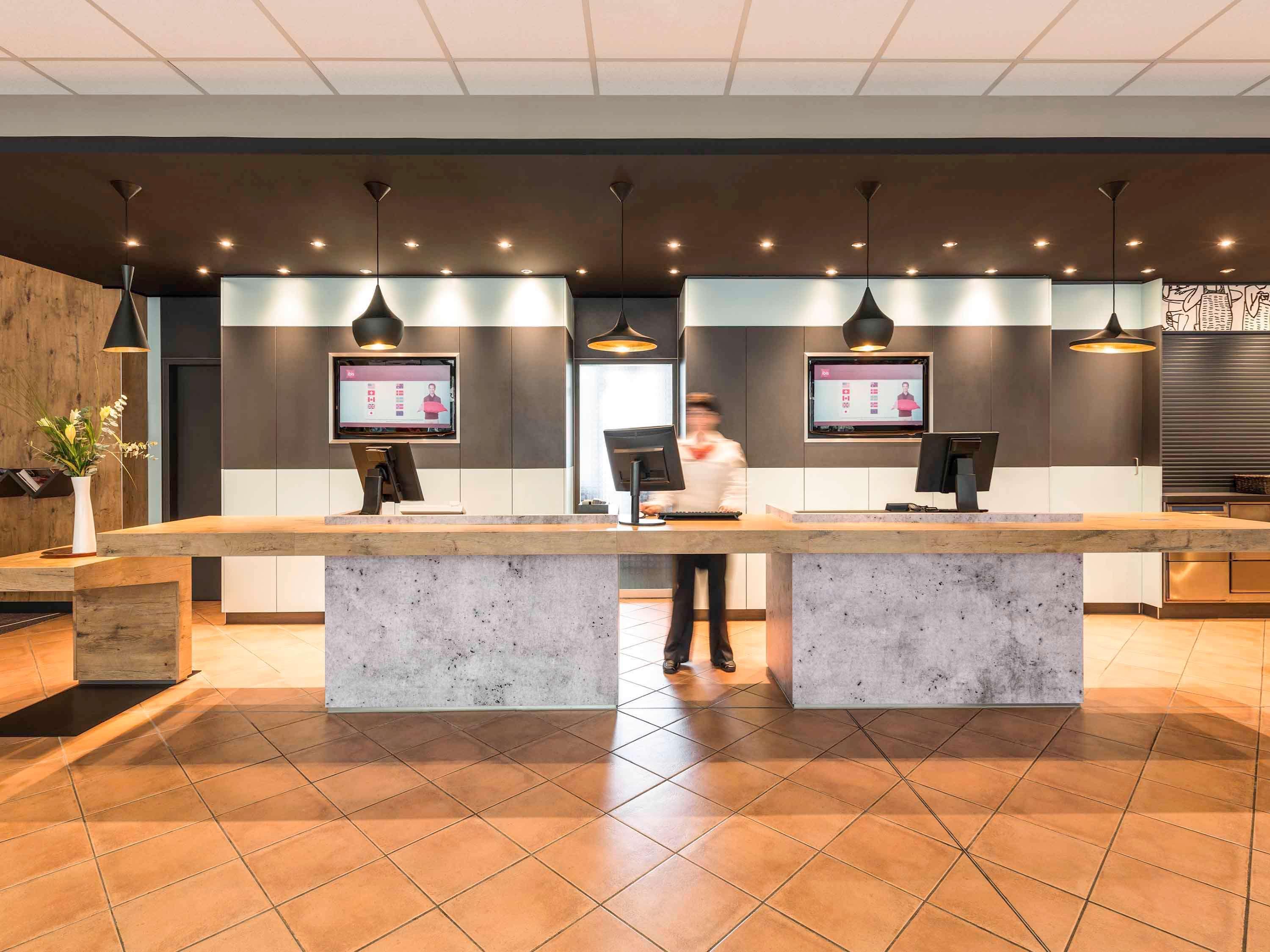 Ibis Muenchen Parkstadt Schwabing מראה חיצוני תמונה