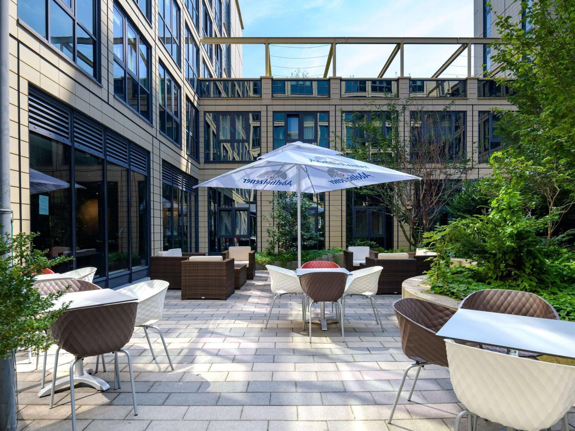 Ibis Muenchen Parkstadt Schwabing מראה חיצוני תמונה