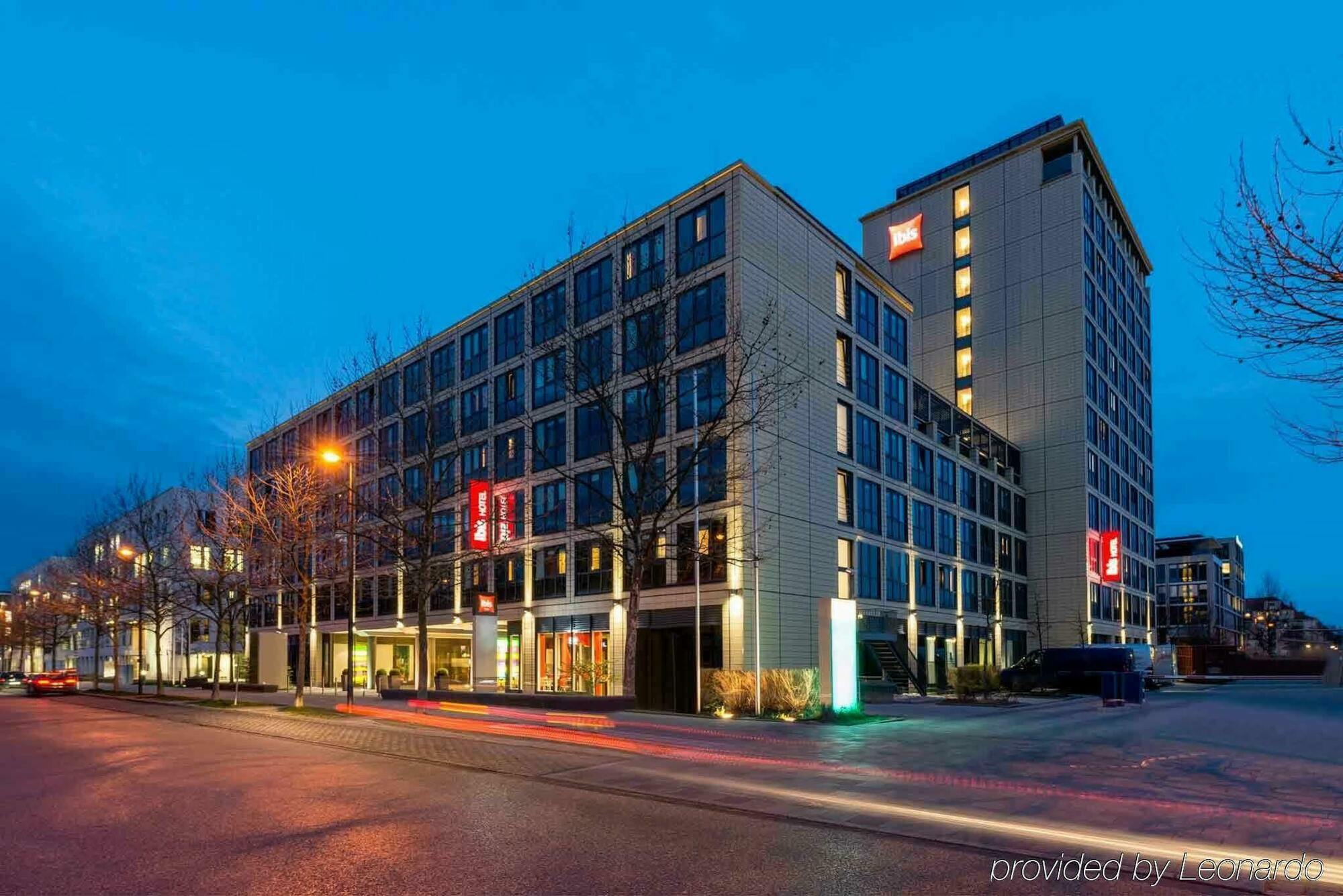 Ibis Muenchen Parkstadt Schwabing מראה חיצוני תמונה
